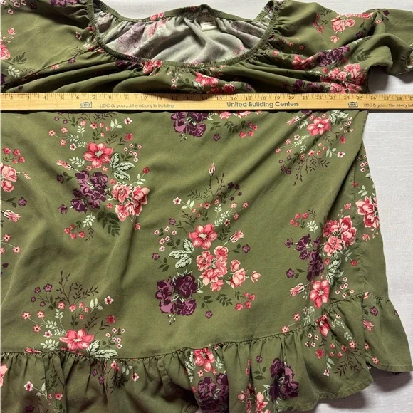 Terra & Sky Olive Green Floral Ruffle Blouse - Picture 3 of 5